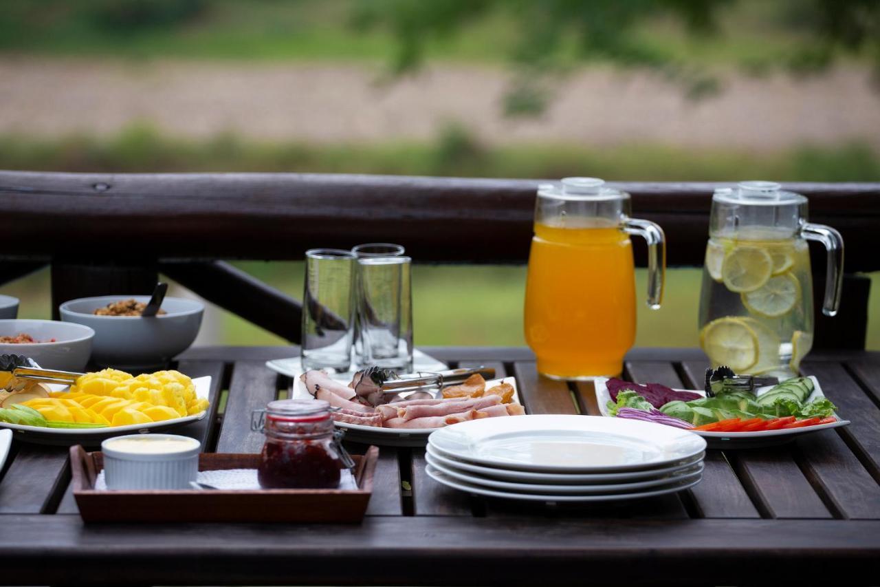 Emhosheni River Lodge Balule Doğa Koruma Alanı Dış mekan fotoğraf